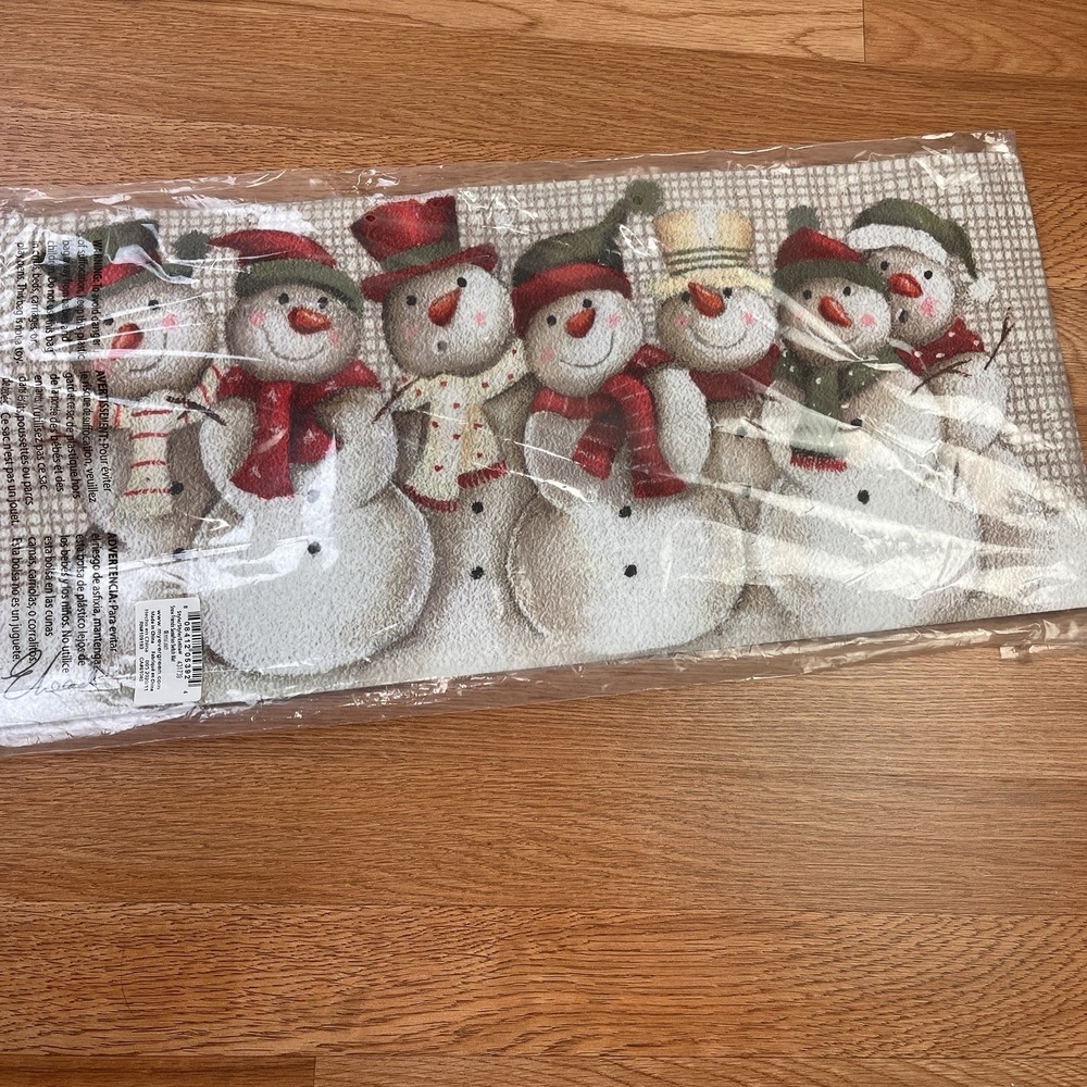 Evergreen Sassafras Switch Mat‎ Snowman Snow Friends Winter NEW